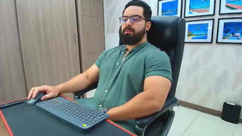 Robby online show from January 12, 2026, 3:12 am