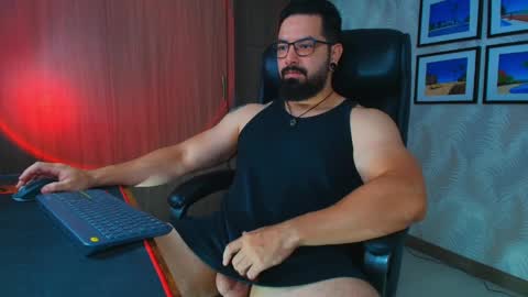 Snapshot of robby_k chatting on May 28, 2026, 1:03 am Robby online show from May 28, 2026, 1:03 am