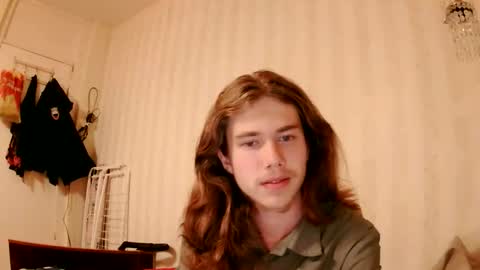 RobbyxAnderson online show from September 15, 2025, 5:13 pm