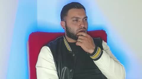 Stiven - online show from February 10, 2026, 5:11 am