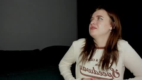 Lisa and Robert  i am online all days 900 am GMT3   online show from December 24, 2024, 7:33 pm