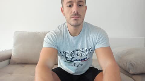 roberto4ever online show from January 17, 2025, 7:30 am