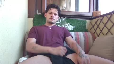 Roberto online show from May 27, 2026, 6:32 am