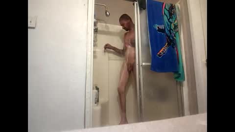 robertsaiz4200 online show from March 19, 2026, 4:05 am