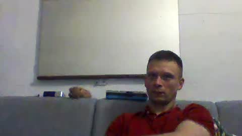 Snapshot of robertxxxpo chatting on December 26, 2024, 5:26 am Zenek online show from December 26, 2024, 5:26 am