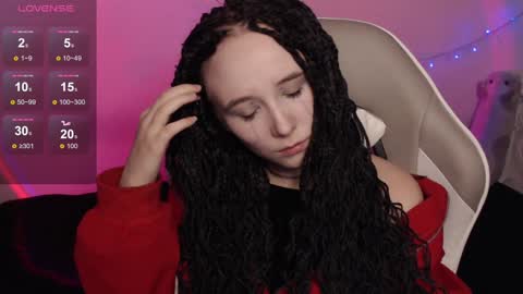 Snapshot of robin_yours chatting on January 20, 2025, 12:07 pm Robin your online show from January 20, 2025, 12:07 pm