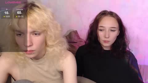 Snapshot of robin_yours chatting on September 12, 2025, 2:28 pm Robin your online show from September 12, 2025, 2:28 pm