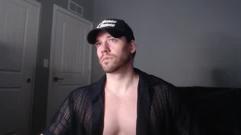 Snapshot of robknocks chatting on February 25, 2026, 12:31 am Rob Knocks online show from February 25, 2026, 12:31 am