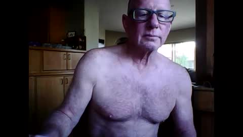 robo0000 online show from June 5, 2026, 12:06 am