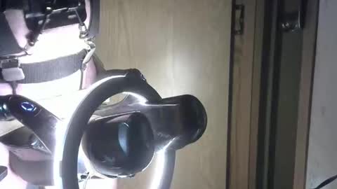 Robodickmilker online show from October 25, 2025, 1:24 am