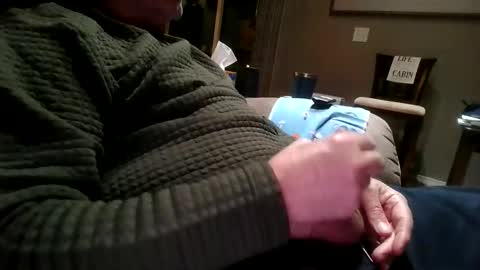 Snapshot of robosnoho chatting on February 17, 2025, 3:36 am robosnoho online show from February 17, 2025, 3:36 am