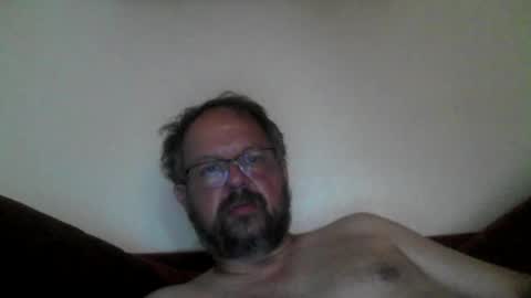 Snapshot of robxx32 chatting on June 25, 2026, 8:30 am robxx32 online show from June 25, 2026, 8:30 am