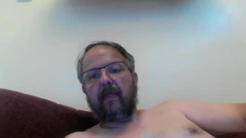 Snapshot of robxx32 chatting on July 8, 2026, 6:45 pm robxx32 online show from July 8, 2026, 6:45 pm