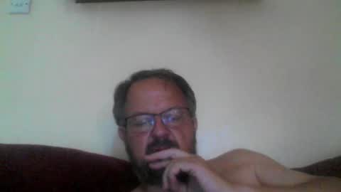 Snapshot of robxx32 chatting on July 13, 2026, 9:01 am robxx32 online show from July 13, 2026, 9:01 am