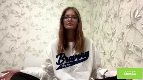 robynsentinella online show from November 24, 2025, 7:30 am