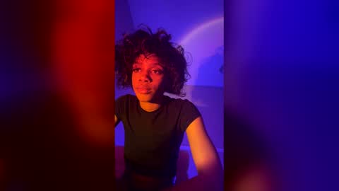 Snapshot of robynthegoddess chatting on February 18, 2026, 11:01 pm robynthegoddess online show from February 18, 2026, 11:01 pm