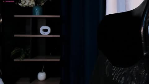 rocco_santos online show from October 18, 2025, 1:52 am