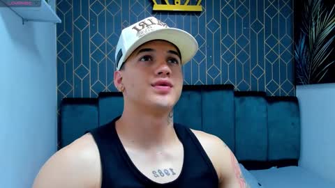 rocco_santos online show from November 14, 2025, 12:53 am