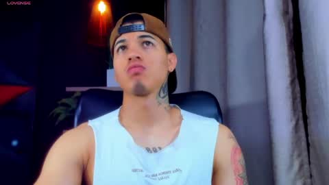 rocco_santos online show from May 16, 2026, 6:17 pm