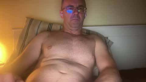 roccoismyhero online show from June 17, 2026, 3:31 am