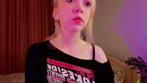 rochelle_dolly online show from February 22, 2026, 2:04 pm