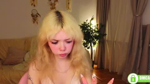 Snapshot of rochelle_dolly chatting on May 21, 2026, 9:44 pm rochelle_dolly online show from May 21, 2026, 9:44 pm