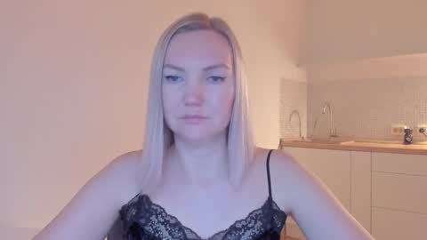 rock__baby online show from February 28, 2025, 2:42 am