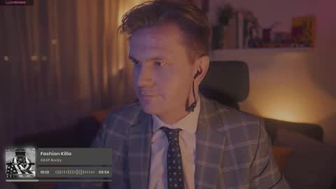 Rocket Bunny online show from October 16, 2025, 7:04 pm