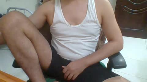 rockysam090 online show from April 9, 2026, 9:53 pm