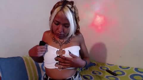 Snapshot of rocxan_gilverth chatting on October 11, 2025, 5:44 pm rocxy online show from October 11, 2025, 5:44 pm