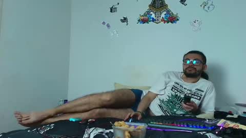 Snapshot of rodri_white chatting on May 26, 2026, 3:35 am rodri_white online show from May 26, 2026, 3:35 am