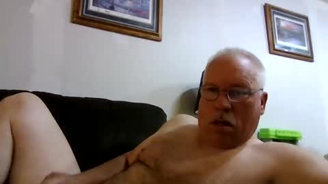 rodstud641 online show from October 7, 2025, 11:18 am