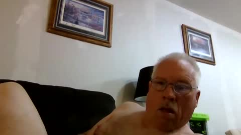 rodstud641 online show from October 15, 2025, 11:10 am