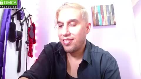 Thiago independent model online show from May 12, 2026, 6:49 pm