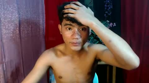 Snapshot of roianboyyy chatting on June 24, 2026, 1:26 am roianboyyy online show from June 24, 2026, 1:26 am