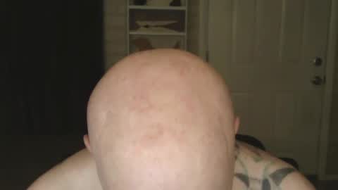 roinaz online show from March 9, 2025, 11:14 pm