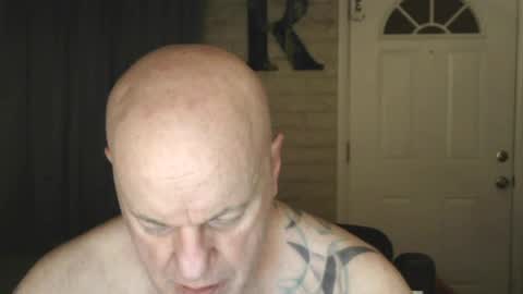 roinaz online show from June 22, 2026, 5:37 am