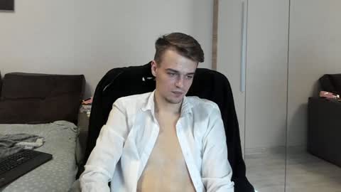 taylor fox online show from January 25, 2025, 7:28 pm