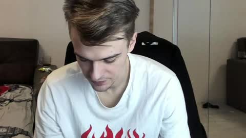 taylor fox online show from February 14, 2025, 3:47 pm