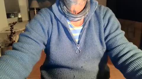 rolandloser1000 online show from February 3, 2025, 7:00 pm