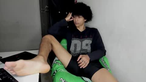 rolling_05 online show from December 16, 2025, 4:39 am