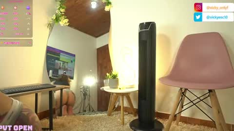 Snapshot of roma_fusion chatting on June 7, 2026, 3:54 am Diego and Vicky online show from June 7, 2026, 3:54 am