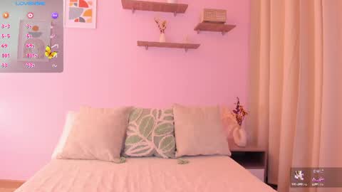 Snapshot of roma_lovee chatting on June 23, 2026, 11:19 am Roma online show from June 23, 2026, 11:19 am