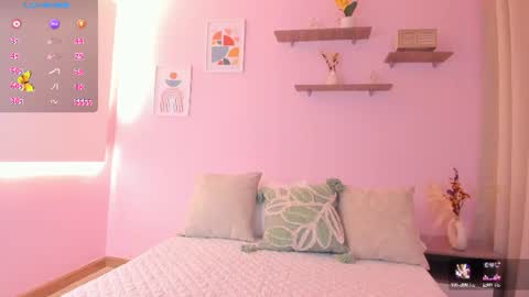 Snapshot of roma_lovee chatting on June 30, 2026, 11:22 am Roma online show from June 30, 2026, 11:22 am