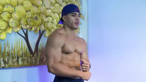 romano_kentt12 online show from April 21, 2026, 3:35 am