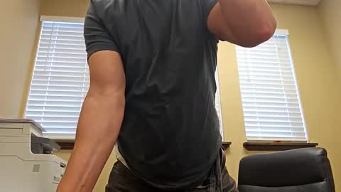 romanteeks online show from February 12, 2025, 10:04 pm