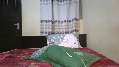 Emma online show from December 21, 2025, 8:27 pm