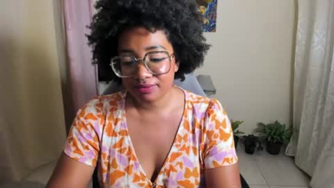 Snapshot of romantic_stargirl chatting on July 8, 2026, 2:16 am Is A Belle online show from July 8, 2026, 2:16 am