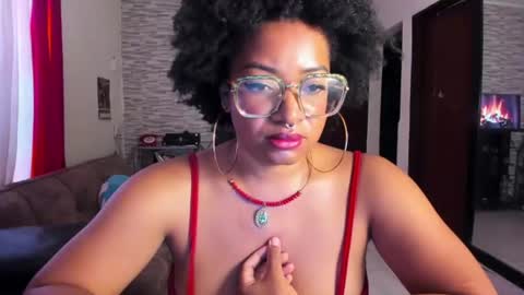 Snapshot of romantic_stargirl chatting on July 23, 2026, 4:16 pm Is A Belle online show from July 23, 2026, 4:16 pm