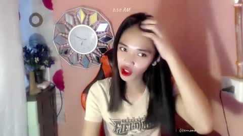 Snapshot of romanticslutxxx chatting on September 20, 2025, 10:49 am empress online show from September 20, 2025, 10:49 am